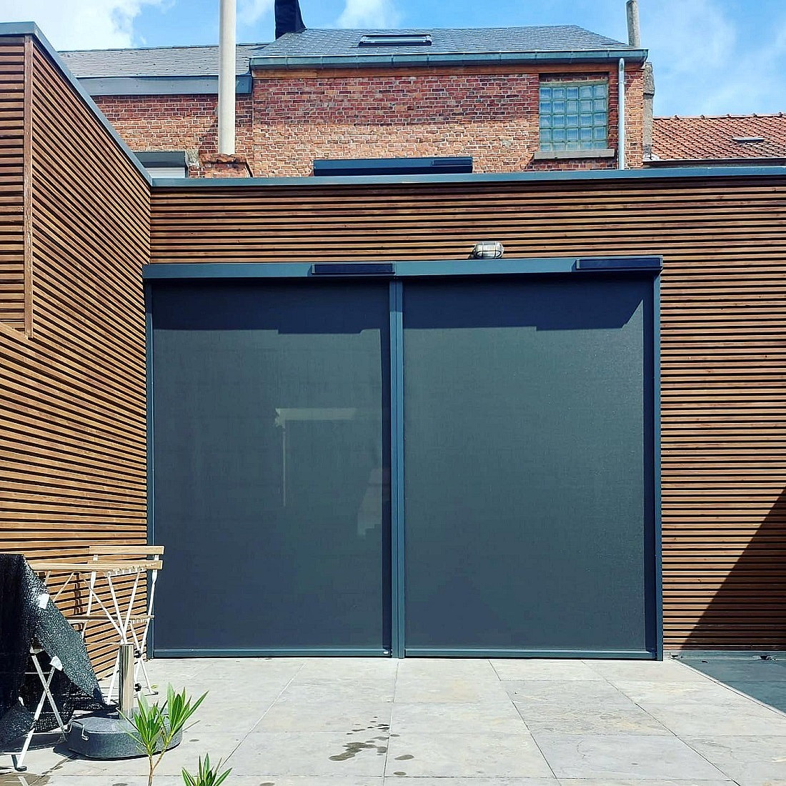 solar screens op zonne-energie - uitermate geschikt als buitenzonwering - isolerende werking - buitenzonwering - zonne energie screens