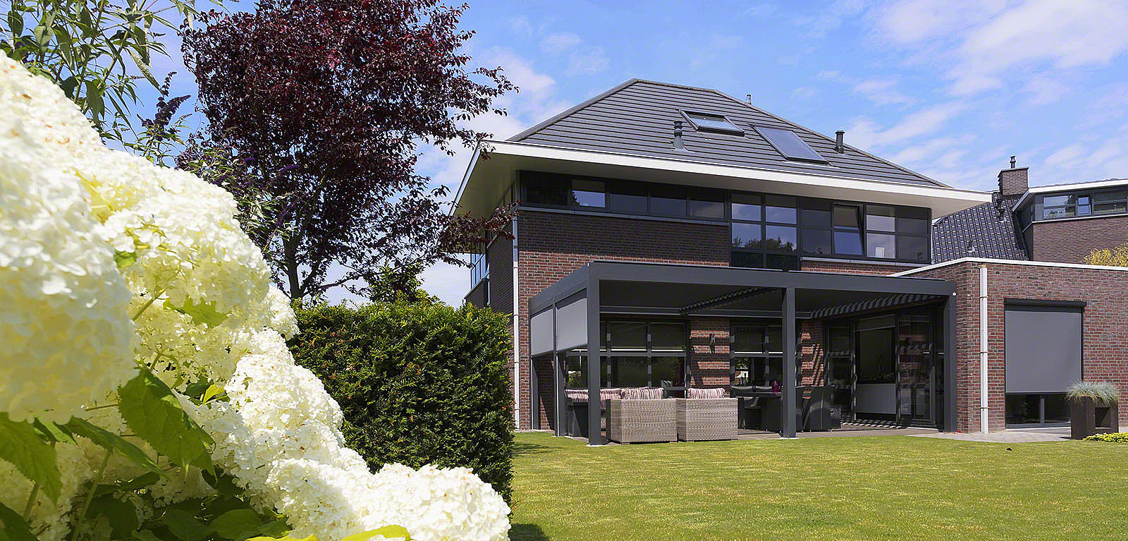 V880 rapallo aluminium lamellendak buitenzonwering zonwering in Machelen