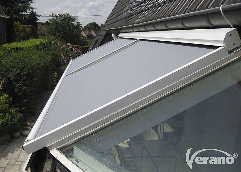 Verandazonwering op veranda zonwering buitenzonwering maximale uitval geleiders